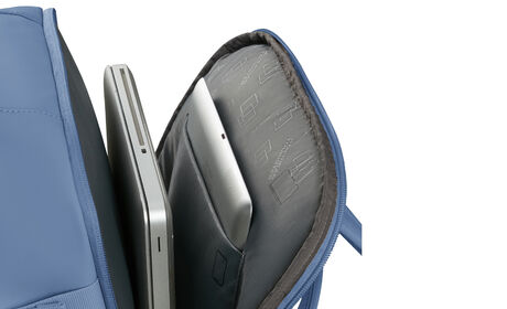 Tasku kannettavalle tietokoneelle 15,6"