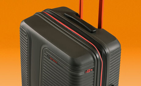 Itsevahvistettu rakenne