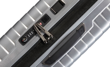 Käytännöllinen sisusta  ja laajennusosa