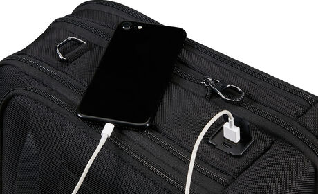 Kaksi integroitua USB-porttia