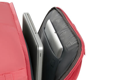 Laptop compartment 15.6"