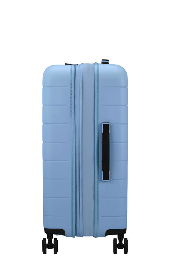 American Tourister Novastream Spinner TSA Exp. 67cm  Pastel Blue