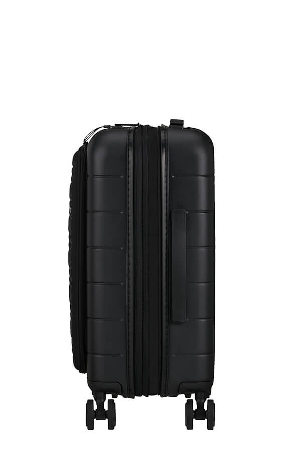 Novastream Cabin luggage Black Rolling Luggage Finland
