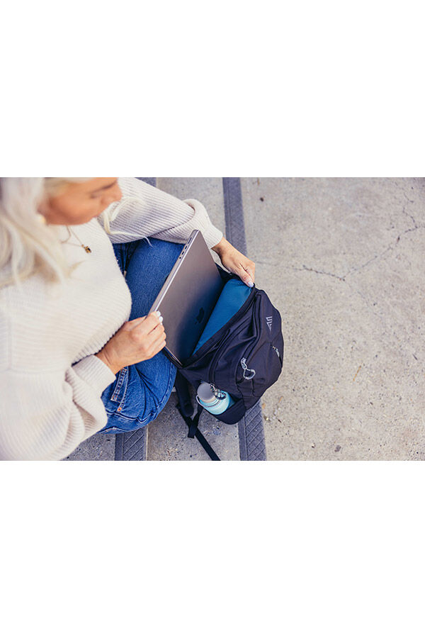 Gregory  RETNA 25  Mesa Brown