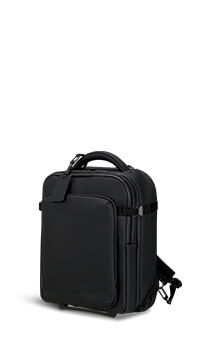 Lipault Lost In Berlin Reppu Pro py&ouml;rill&auml; 16" | Lipault Lost In Berlin Backpack Pro With Wheels  Black