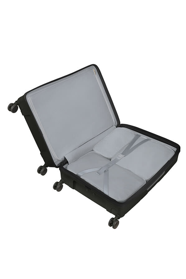 Paralux Nelipy&ouml;r&auml;inen laajennettava matkalaukku 81cm