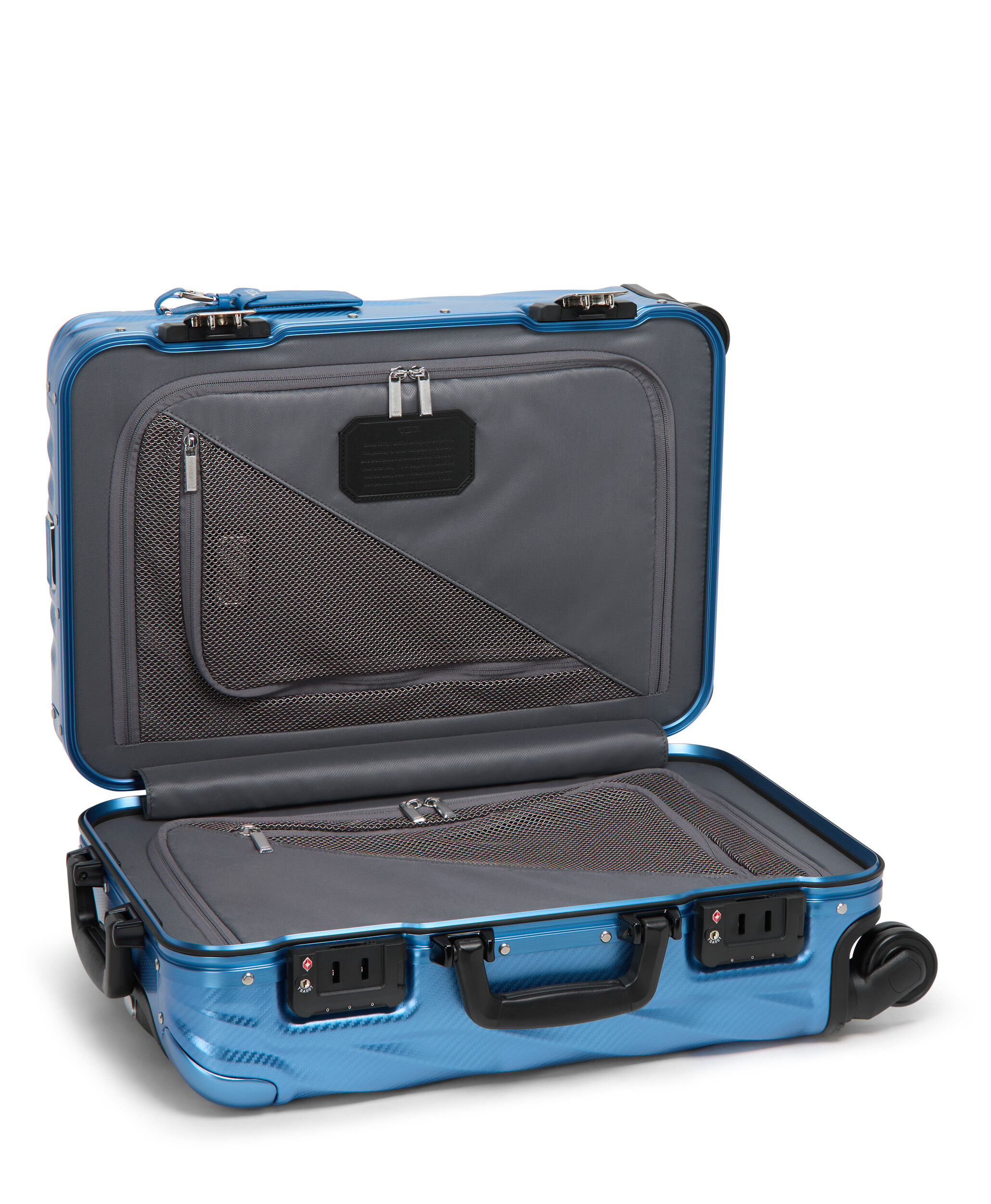 19 Degree Aluminium Nelipy&ouml;r&auml;inen matkalaukku 56 cm - Int.