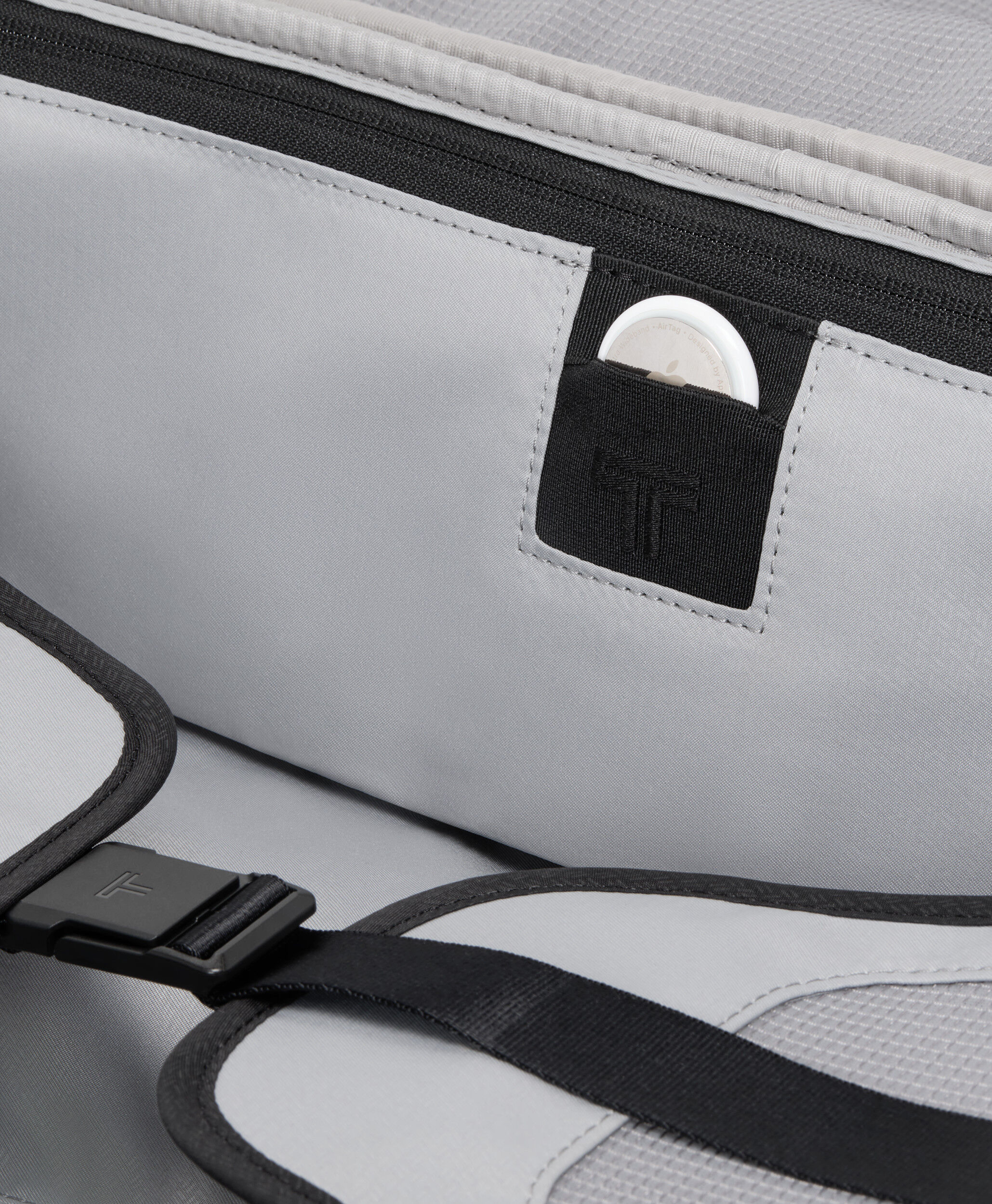 Alpha Spinner Expandable (4 wheels) | TUMI Dual Access Expandable Cabin