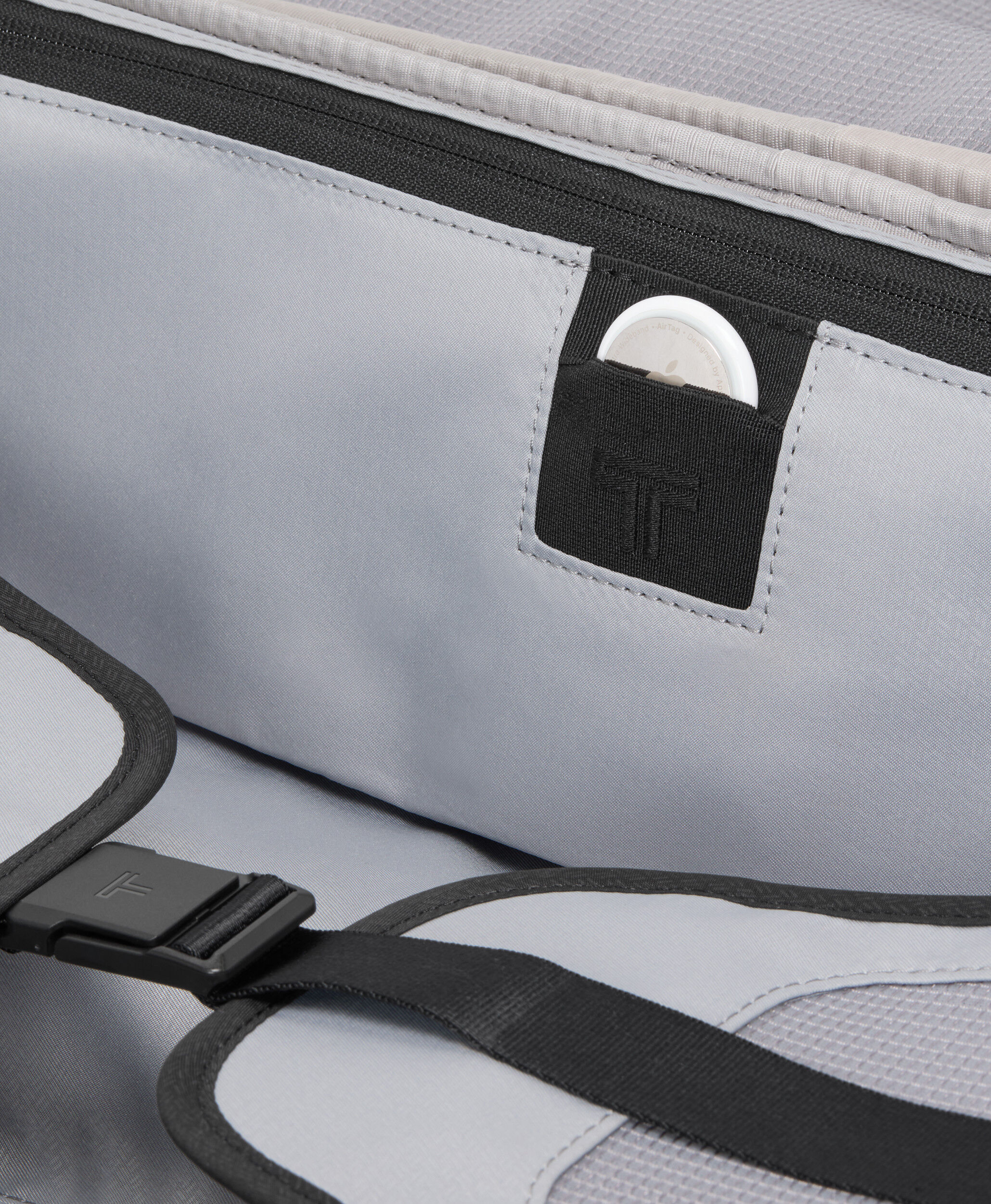 Alpha Spinner Expandable (4 wheels) | TUMI Dual Access Expandable Cabin