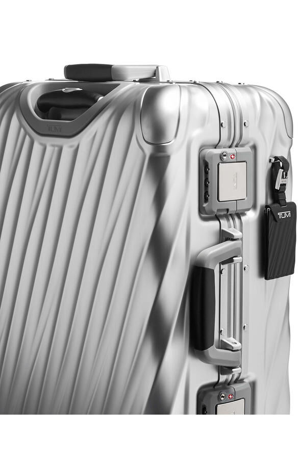TUMI 19 Degree Aluminium CONTINENTAL CARRY-ON Silver