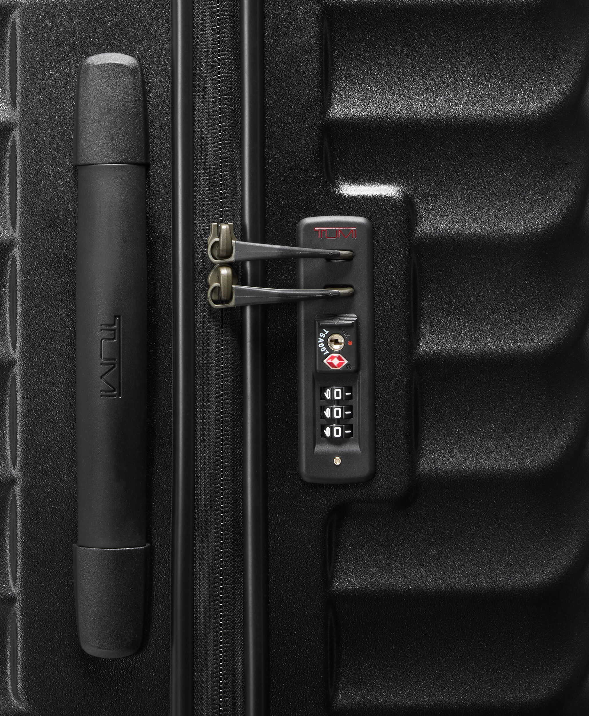 19 Degree Checked Luggage 85cm